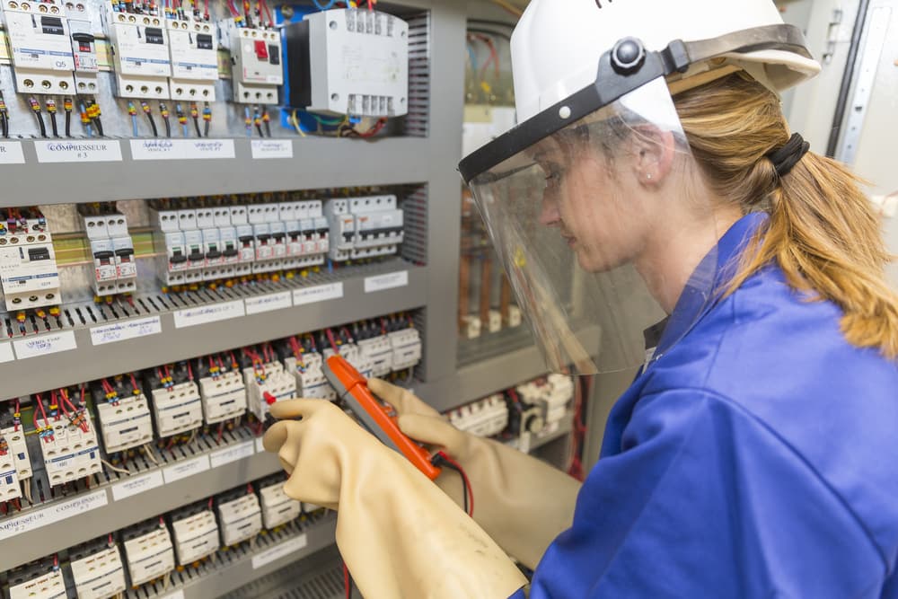 Technicien de Maintenance Électrique