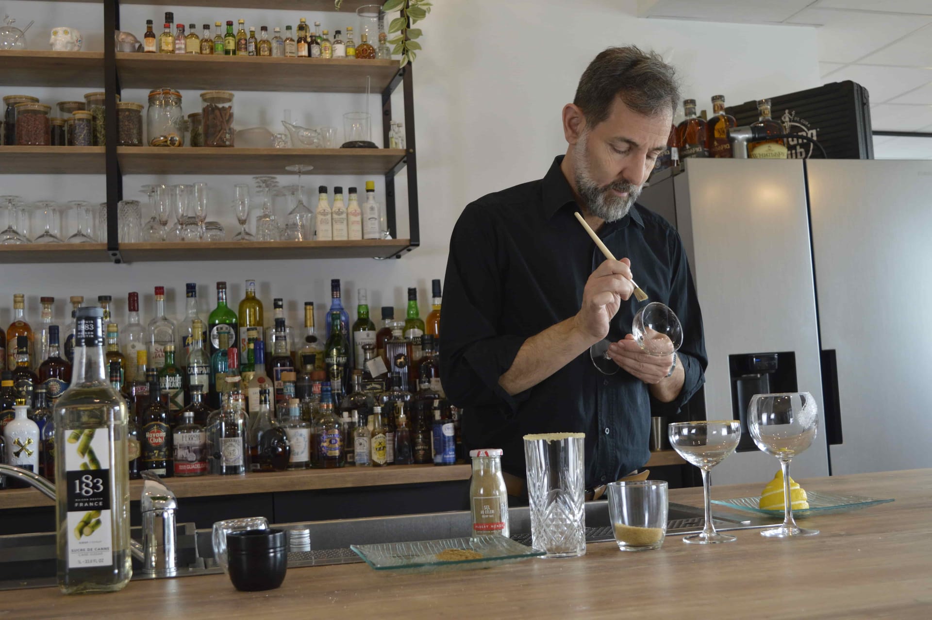 Quelle formation barman ? Diplômes, parcours et conseils