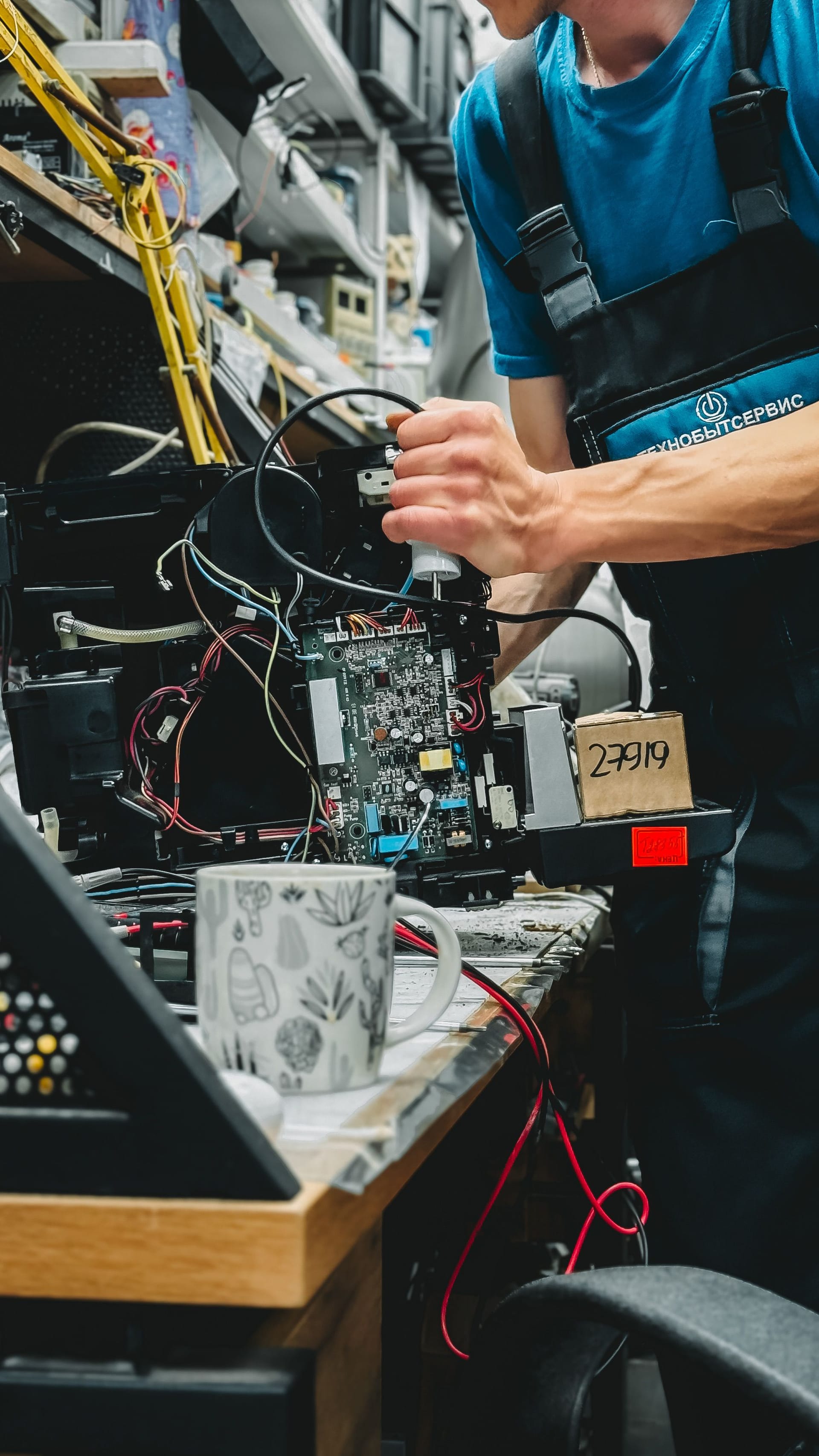 Diplôme technicien en electromenager : formations, débouchés et financement