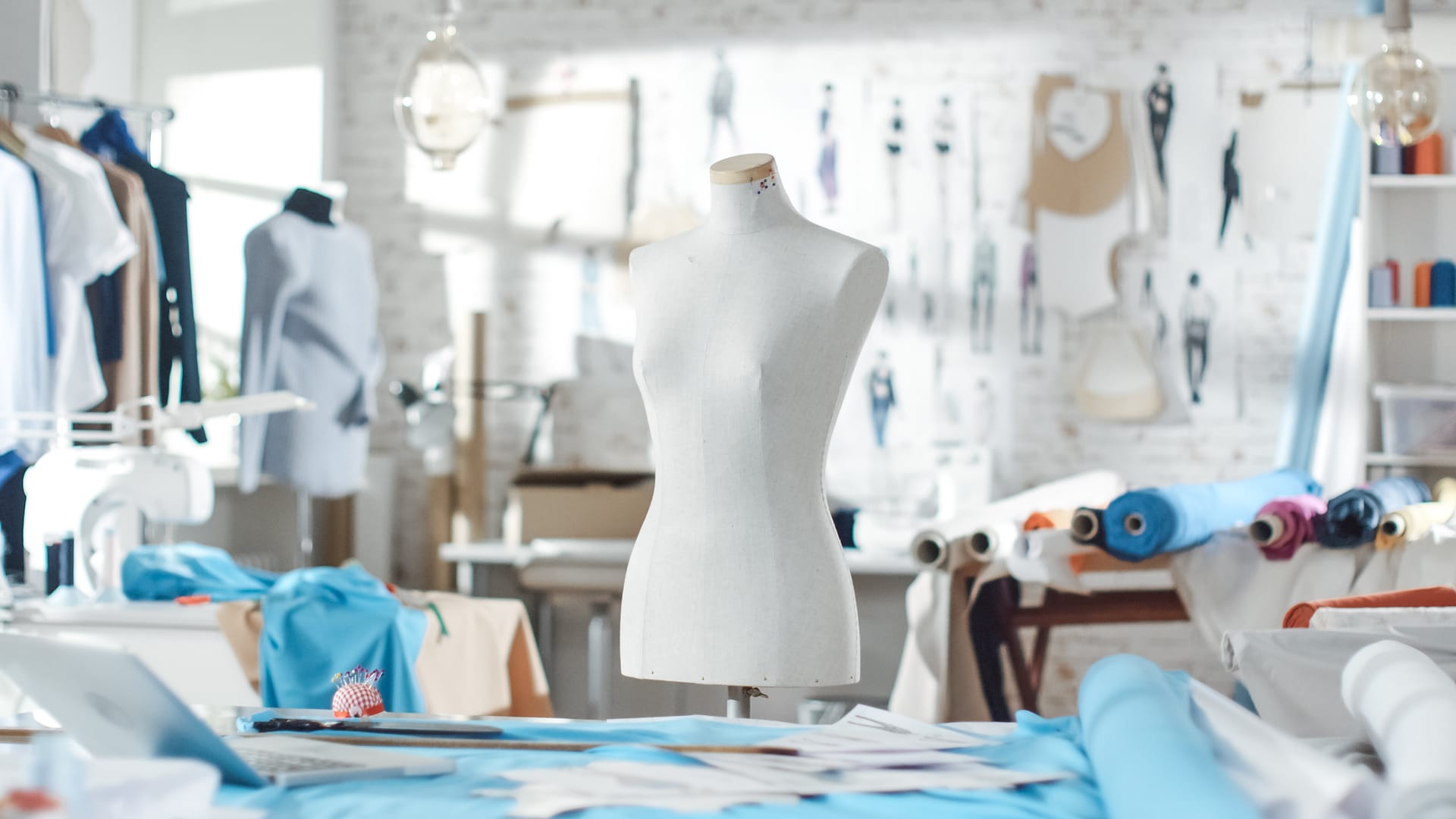 Diplôme en couture :  formations, débouchés et financement